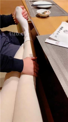 【苒溪】日料店白袜脚玩对象_HD绳艺资源