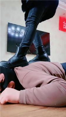 图片[2]_【梦凡】脏靴子踩狗地毯_HD绳艺资源