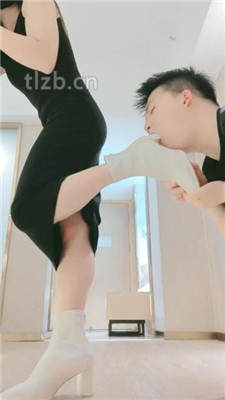 图片[5]_【妮蔻】短靴女神碾压踩/胯下辱/清理脏鞋/深喉/黑船袜捂脸_HD绳艺资源