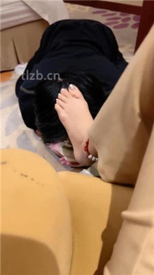 图片[5]_【Alina七】品尝裸足/人体座椅/闻腋下_HD绳艺资源