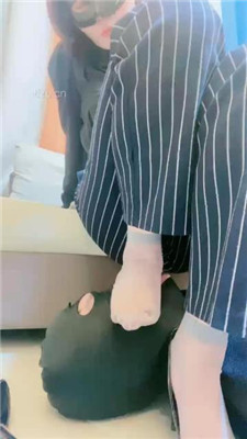 图片[4]_【高傲】臭脚极限插嘴/赏赐圣水_HD绳艺资源