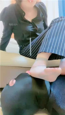 图片[7]_【高傲】臭脚极限插嘴/赏赐圣水_HD绳艺资源