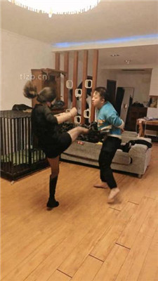 图片[17]_【诗琪】回家重度虐打踢踹【双视角版】_HD绳艺资源