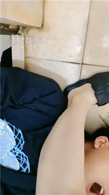 图片[12]_【夜巴黎】肉丝脚捂脸踩踏/圣水淋浴_HD绳艺资源