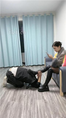 图片[12]_【尤尤子】长靴黑丝御姐踩虐/抽耳光/骑马_HD绳艺资源