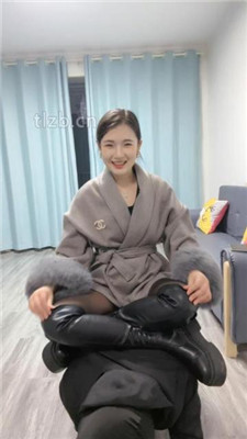 图片[13]_【尤尤子】长靴黑丝御姐踩虐/抽耳光/骑马_HD绳艺资源