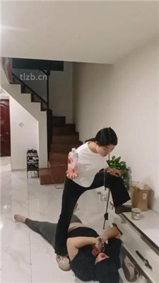 图片[6]_【馨主】手铐绳艺技巧/滴蜡/喂漱口水/人体座椅【双视角版】_HD绳艺资源