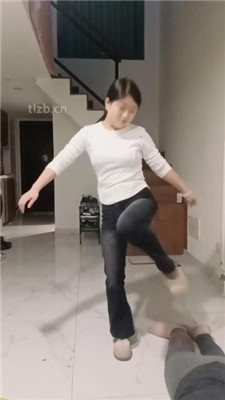 图片[13]_【馨主】手铐绳艺技巧/滴蜡/喂漱口水/人体座椅【双视角版】_HD绳艺资源