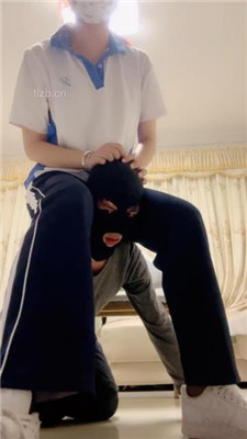 【雯雯】女同学暴揍告状同学_HD绳艺资源