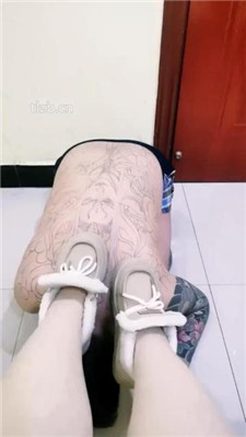 图片[2]_【千面】重度sp/闻雪地靴/赏赐圣水/跪舔裸足【完整版】_HD绳艺资源