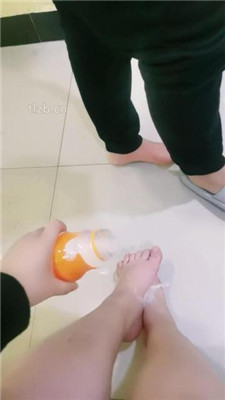 图片[9]_【千面】重度sp/闻雪地靴/赏赐圣水/跪舔裸足【完整版】_HD绳艺资源