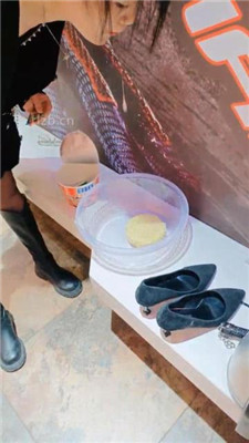 【舒苒】用圣水做饭给狗吃【完整版】_HD绳艺资源