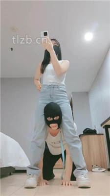 【妮蔻】骑狗脖/提档/腿绞/脏鞋踩踏/插嘴揪耳朵_HD绳艺资源