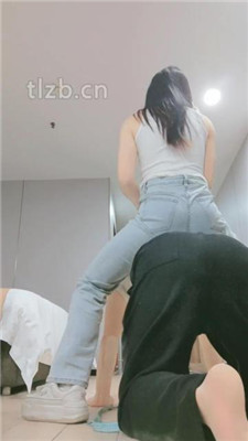 图片[14]_【妮蔻】骑狗脖/提档/腿绞/脏鞋踩踏/插嘴揪耳朵_HD绳艺资源