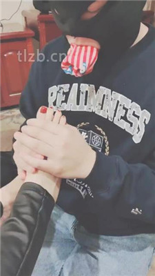 【美容院】棉袜塞嘴/裸足恋足舔_HD绳艺资源