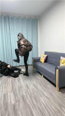 图片[15]_【尤尤子】骑马转胯/长靴踩踏/耳光_HD绳艺资源