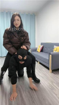 图片[20]_【尤尤子】骑马转胯/长靴踩踏/耳光_HD绳艺资源