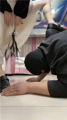 图片[16]_【婪】裸足脚踩水果喂酸奶_HD绳艺资源