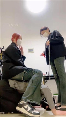 【甜心教主】双S-鞋碾压踩/揪耳朵/舔口水鞋底/腿夹【双视角版】_HD绳艺资源