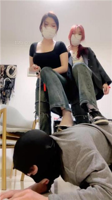 图片[13]_【甜心教主】双S-鞋碾压踩/揪耳朵/舔口水鞋底/腿夹【双视角版】_HD绳艺资源