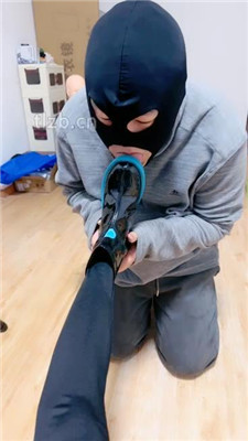 【奶味小仙女】二次元cos女神-跪舔长靴/骑马虐乳/跳踩/舔臭脚_HD绳艺资源