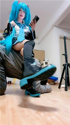 图片[20]_【奶味小仙女】二次元cos女神-跪舔长靴/骑马虐乳/跳踩/舔臭脚_HD绳艺资源