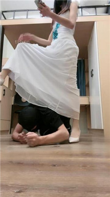 图片[9]_【美娜格格】白富美公主-骑马爬行/转胯/踩狗爪/肉丝脚捂脸_HD绳艺资源