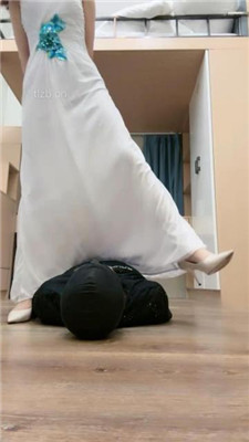 图片[12]_【美娜格格】白富美公主-骑马爬行/转胯/踩狗爪/肉丝脚捂脸_HD绳艺资源