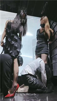 图片[8]_【昭玥】公开处刑-和闺蜜KTV玩弄小三母狗【上】_HD绳艺资源