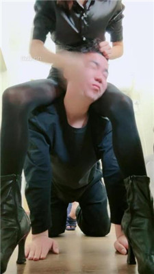 图片[7]_【美娜格格】短靴黑丝模特-狂抽耳光/揪耳朵_HD绳艺资源