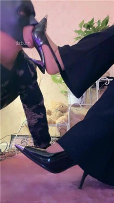 图片[2]_【傲雪】清理脏鞋底/近距离恋足舔_HD绳艺资源