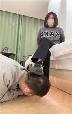 【奶味茶茶】手脚耳光-舔脏鞋底/口水喷脸/深喉_HD绳艺资源