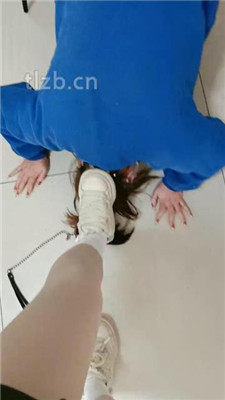 图片[5]_【爱可呀】母畜-学生主-超脏鞋袜闻舔_HD绳艺资源