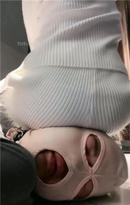 图片[14]_【cc.s】毛短靴踩虐/狗链遛狗/臭白袜脚捂脸_HD绳艺资源