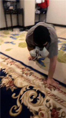 图片[9]_【美女祖宗】脚底崇拜者-运动鞋白棉袜_HD绳艺资源