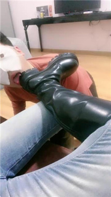 图片[5]_【蜜糖情侣】耳光暴打/舔脏长靴/骑马转胯/踩踏_HD绳艺资源