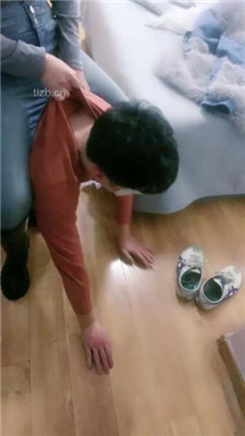 图片[11]_【蜜糖情侣】耳光暴打/舔脏长靴/骑马转胯/踩踏_HD绳艺资源