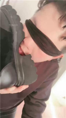 图片[5]_【糯米姐姐】脚耳光/短靴黑丝狂舔_HD绳艺资源