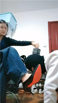 图片[12]_【晗主】开发素人小姐姐S-高跟丝袜恋足舔_HD绳艺资源