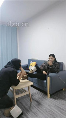 图片[4]_【尤尤子】跪舔超脏长靴/原味裸足_HD绳艺资源