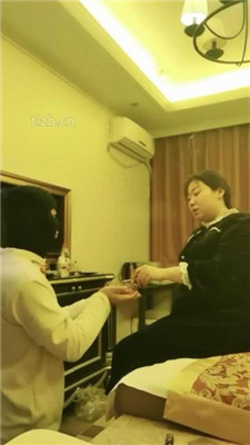 【千面】打板子/人体烟灰缸/抽耳光/闻臭脚_HD绳艺资源