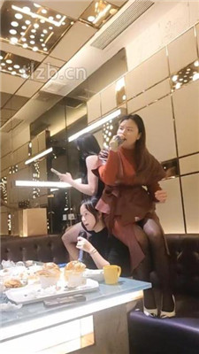 图片[11]_【艳主】KTV-第一次和女素人戏耍闺蜜_HD绳艺资源