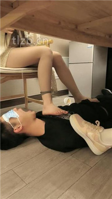 图片[6]_【舞池大人】双S-桌底视角-高跟踩狗头_HD绳艺资源