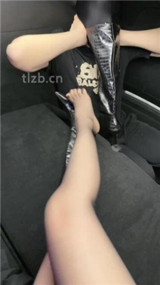 图片[3]_【禾未】车内黑丝诱惑调-美腿长靴黑丝辱_HD绳艺资源