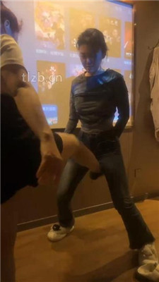 图片[11]_【橘子没熟】母畜-足疗店当着技师面虐闺蜜_HD绳艺资源