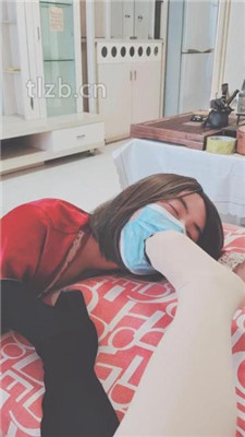 图片[8]_【美容院S】变装狗奴对着长靴肉丝发骚_HD绳艺资源