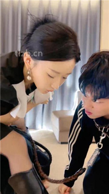 图片[18]_【潘妮绳艺导师】双奴-骑马/耳光/拍子训练/艺术闻靴子_HD绳艺资源