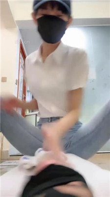 【美娜格格】气味控制-白袜塞嘴重度耳光_HD绳艺资源