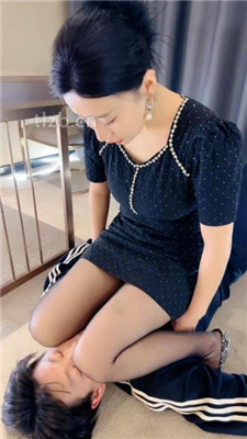 图片[8]_【潘妮绳艺导师】喂口水/黑丝高跟美腿踩虐_HD绳艺资源