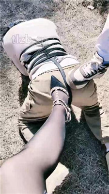 图片[10]_【若澜女主】户外窒息狗/踩踏被玩晕_HD绳艺资源